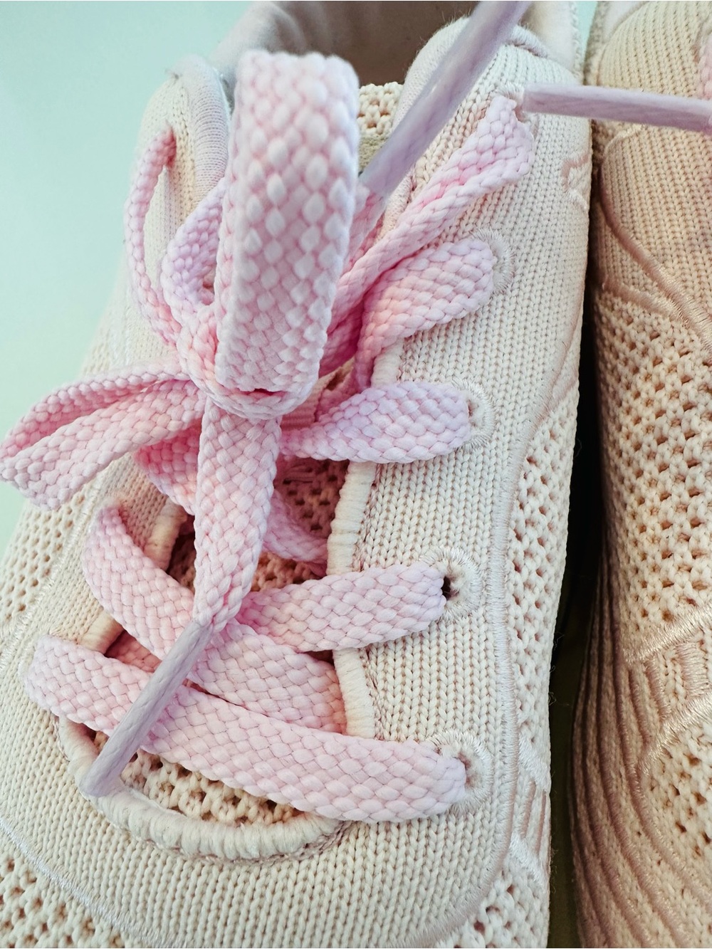 Gant Women’s Knit Lace-Up Sneakers - Light Pink NWOT - Picture 2 of 7